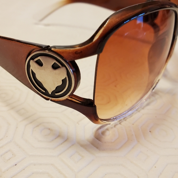 Sunglasses - Picture 2 of 2